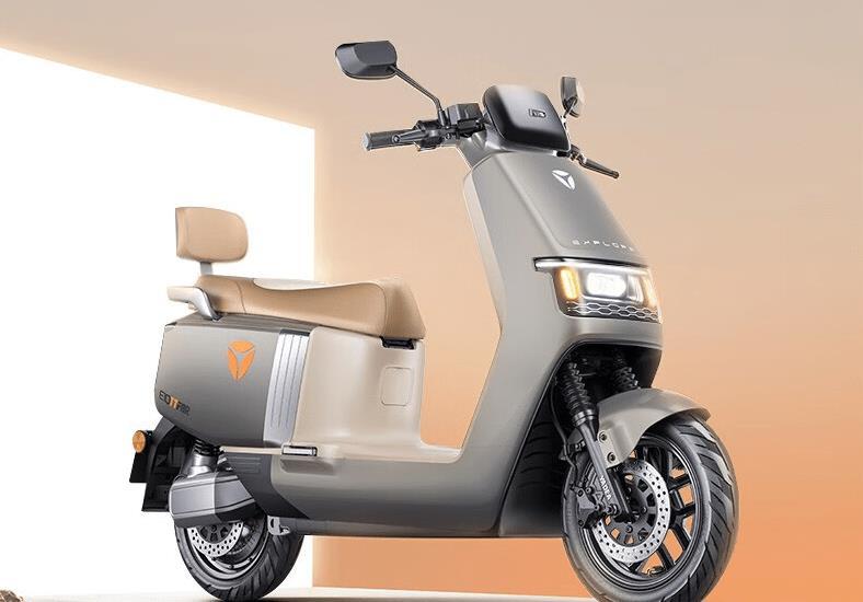 雅迪最新款電動車，科技與環(huán)保的極致融合
